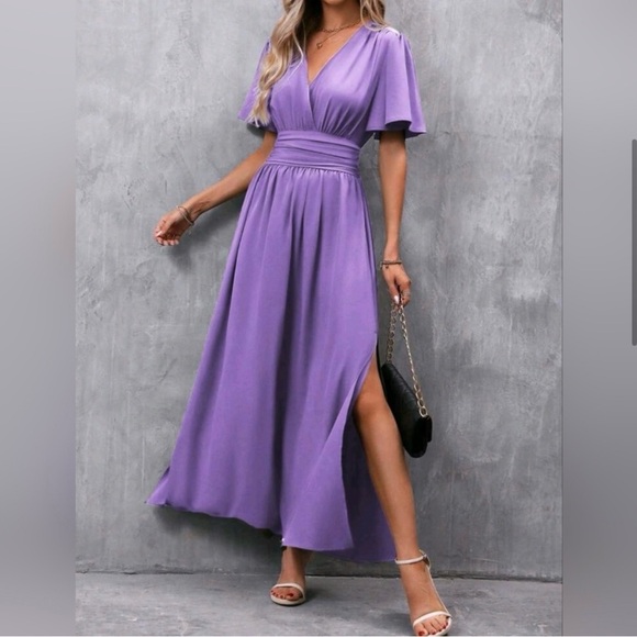 NEW Chic Ruched Waist Flutter Sleeve Maxi Dress Purple Lilac. Size 4/small. - Picture 5 of 8